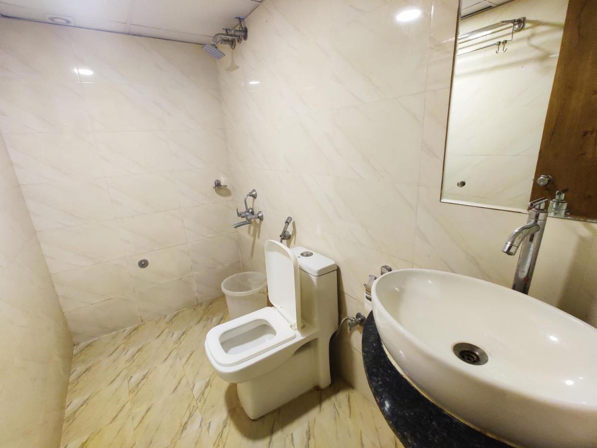 Hotel Airport City Dod Jala 外观 照片