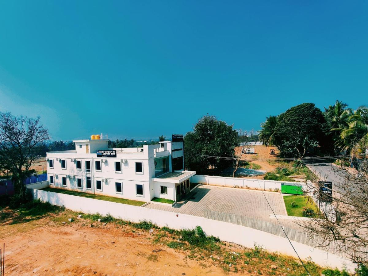 Hotel Airport City Dod Jala 外观 照片