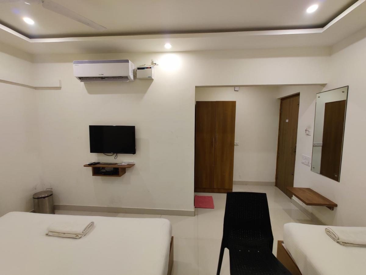 Hotel Airport City Dod Jala 外观 照片