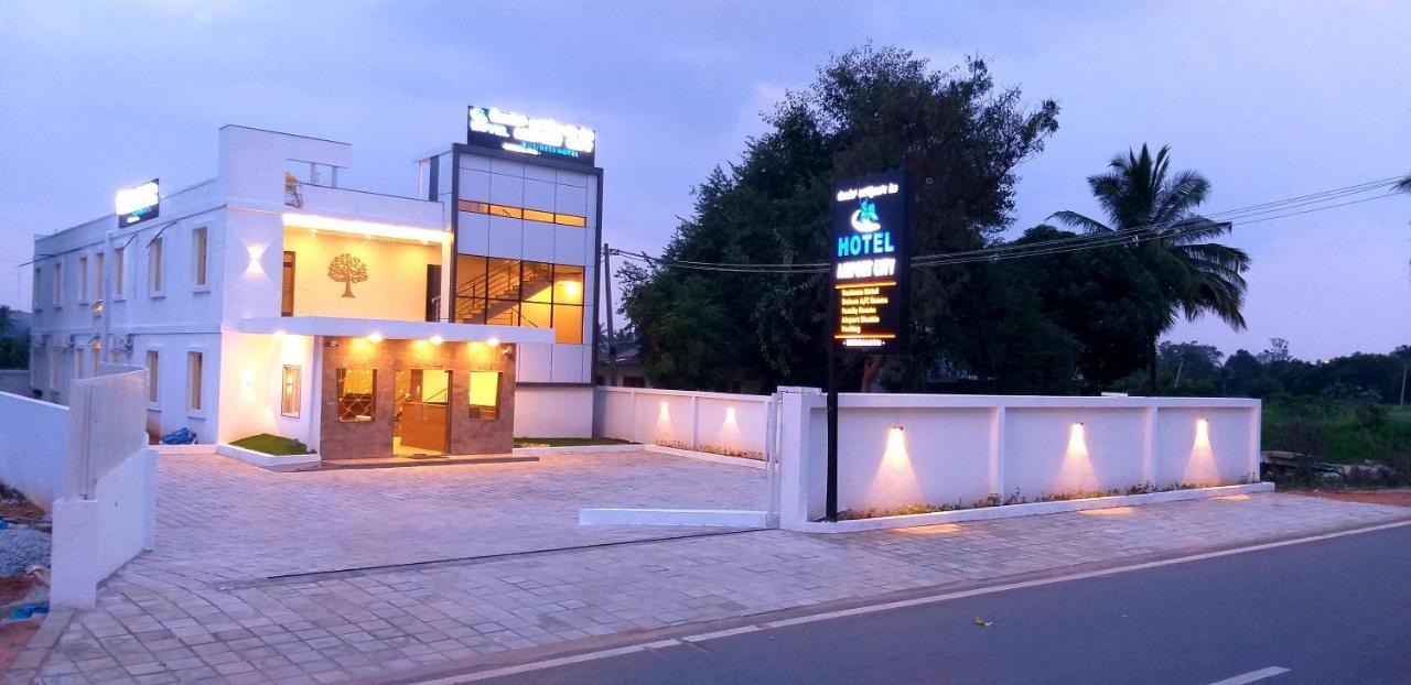 Hotel Airport City Dod Jala 外观 照片